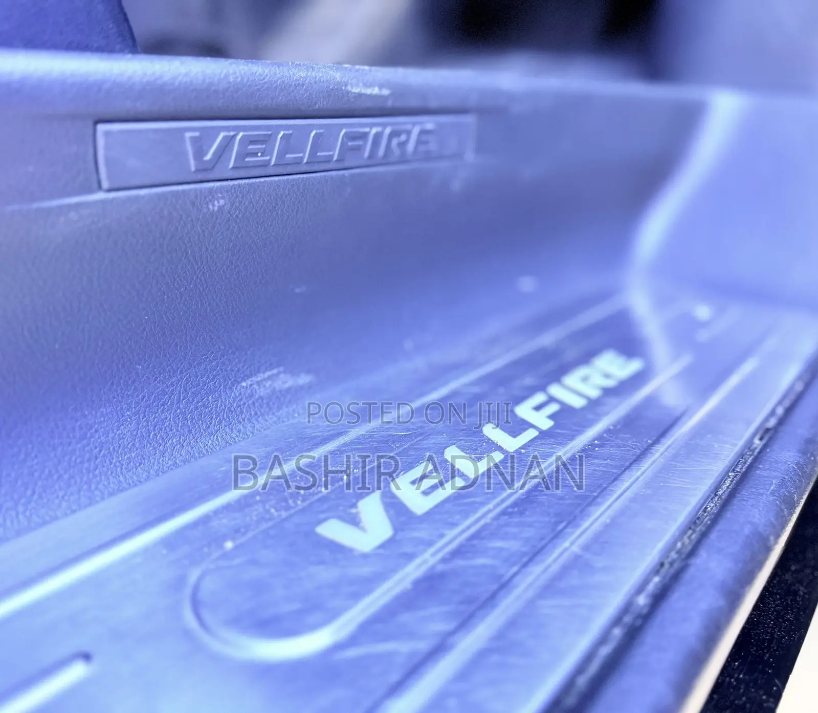 Toyota Vellfire 2010 Black
