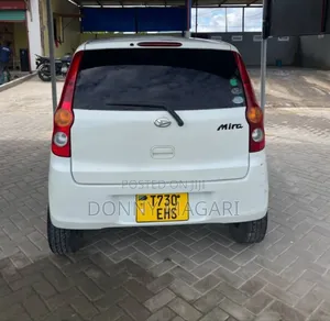Daihatsu Mira 2005 White