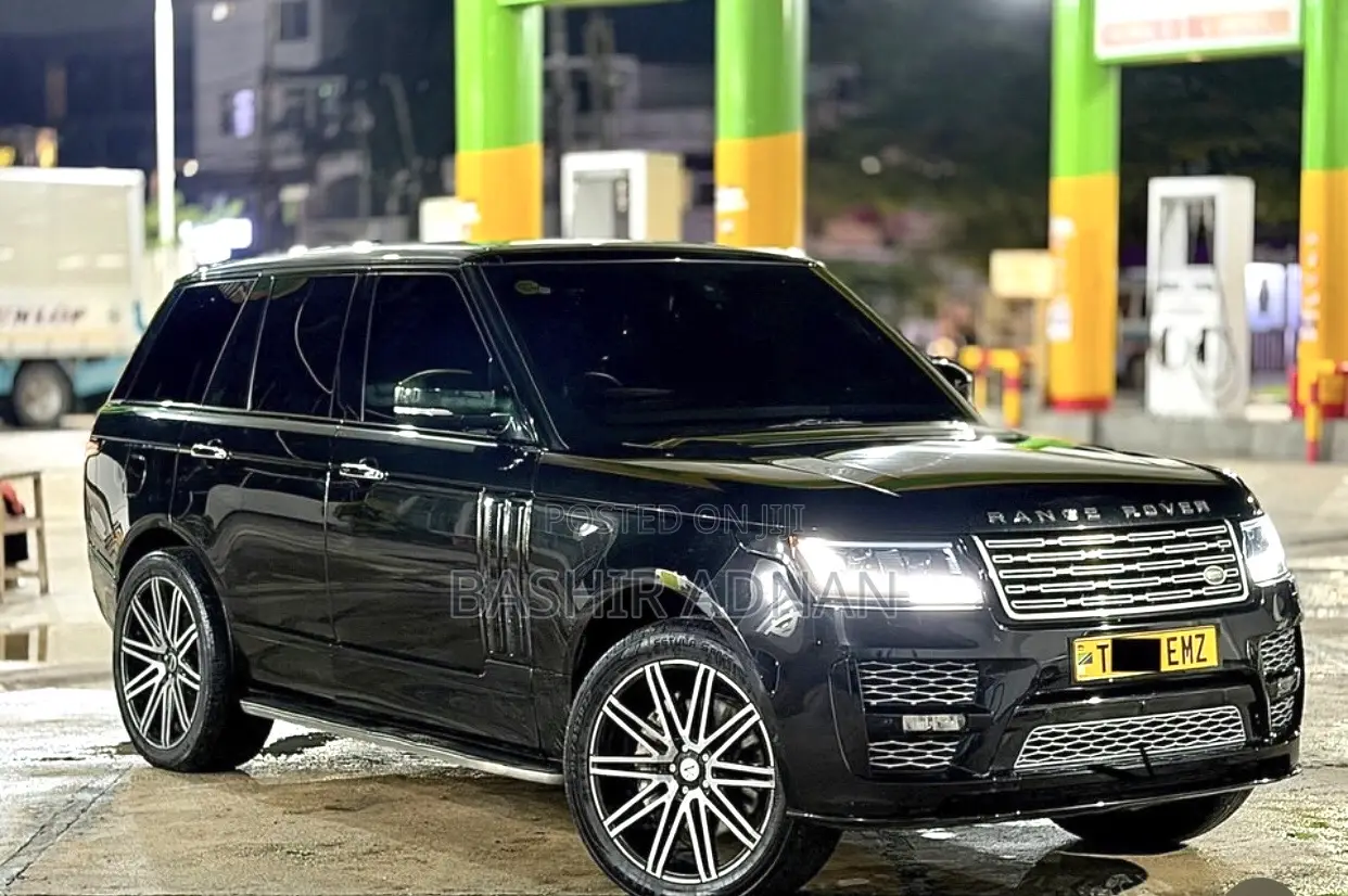 Land Rover Range Rover Vogue 2016 Matt Black