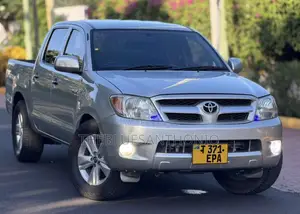Toyota Hilux 2008 Silver