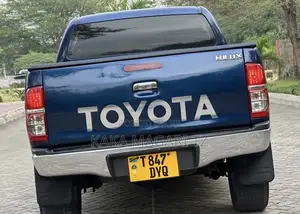Toyota Hilux 2007 Blue