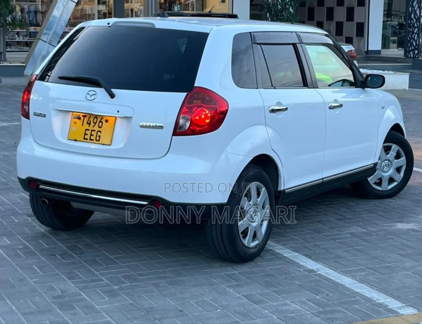 Mazda Verisa 2010 White