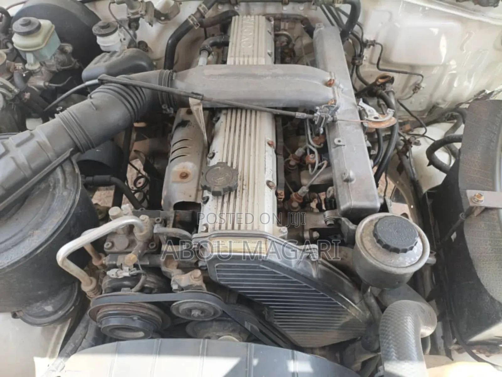 Toyota Land Cruiser HDJ 100 2002 White