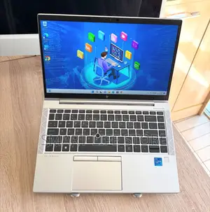 New Laptop HP EliteBook 840 G8 16GB Intel Core i5 SSD 256GB