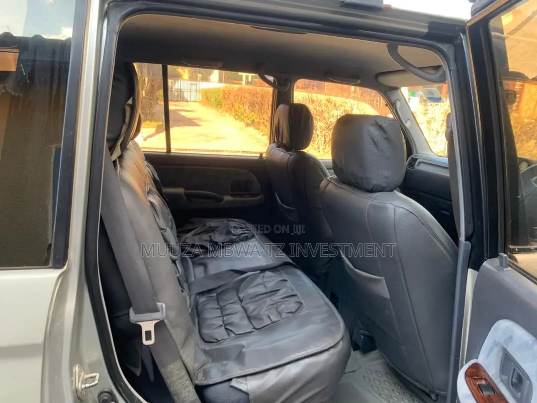 Toyota Land Cruiser Prado 2002 Silver