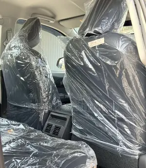 New Toyota Hilux 2025 Orange