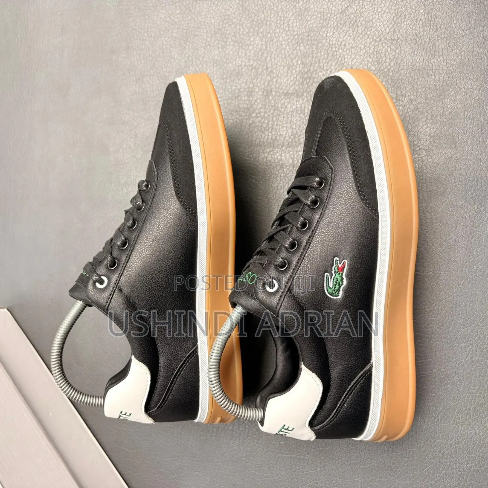 Viatu Luxury Walk
