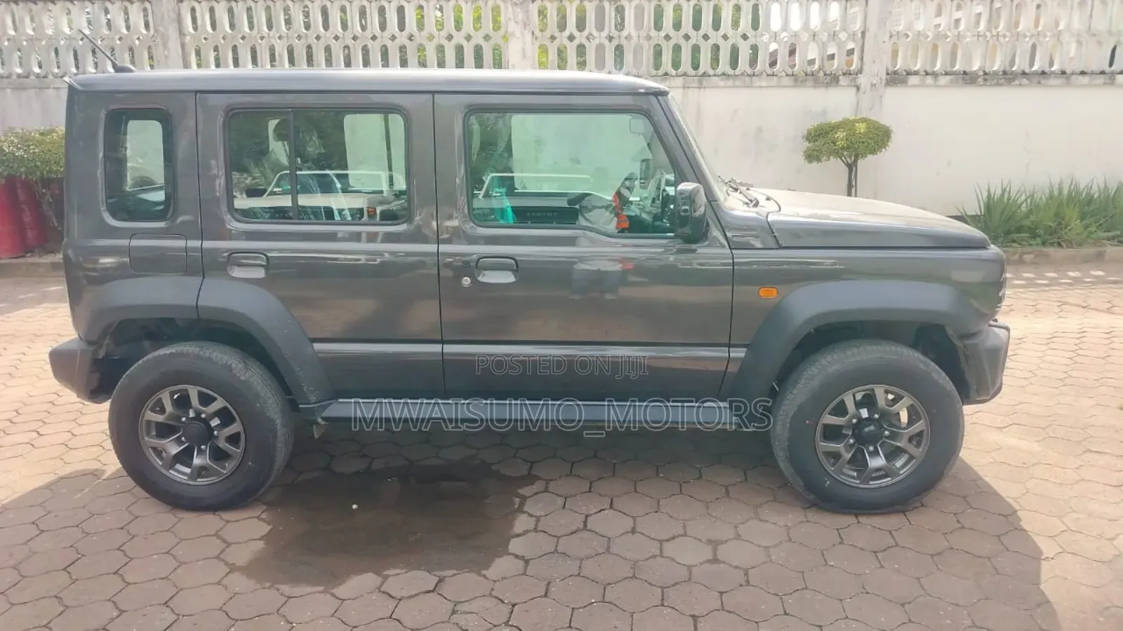 Suzuki Jimny 2025 Black