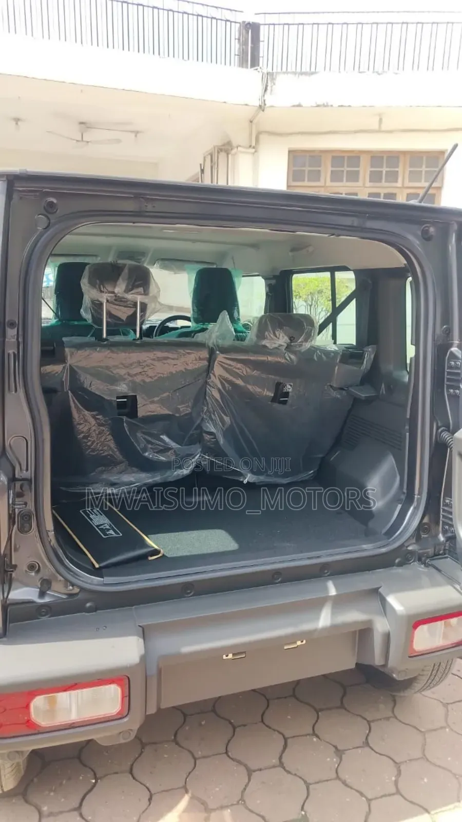 Suzuki Jimny 2025 Black