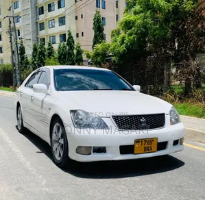 Toyota Crown 2007 White