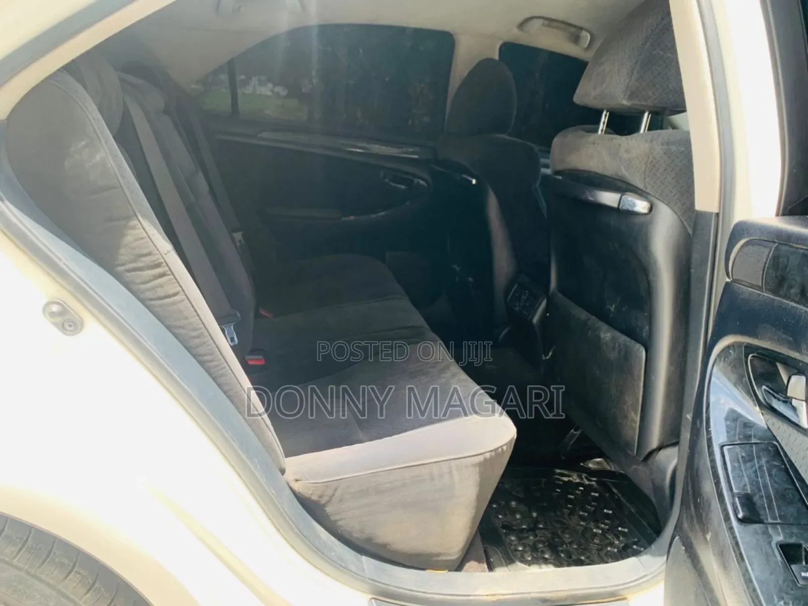 Toyota Crown 2007 White