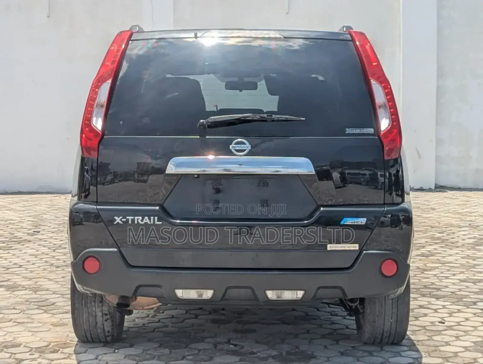 Nissan X-Trail 2.5 Petrol 4x4 SE 2012 Gray
