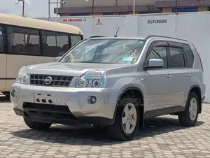 Nissan X-Trail 2.0 Petrol XE 2009 Silver