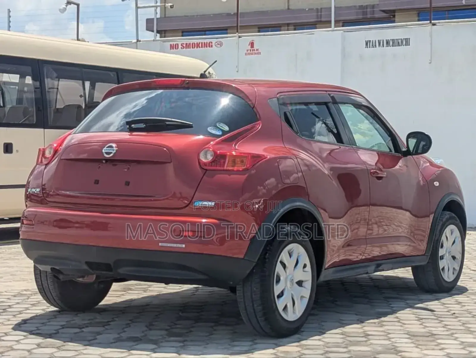 Nissan Juke S AWD 2012 Red