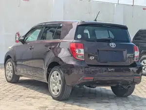 Toyota IST 2007 Brown