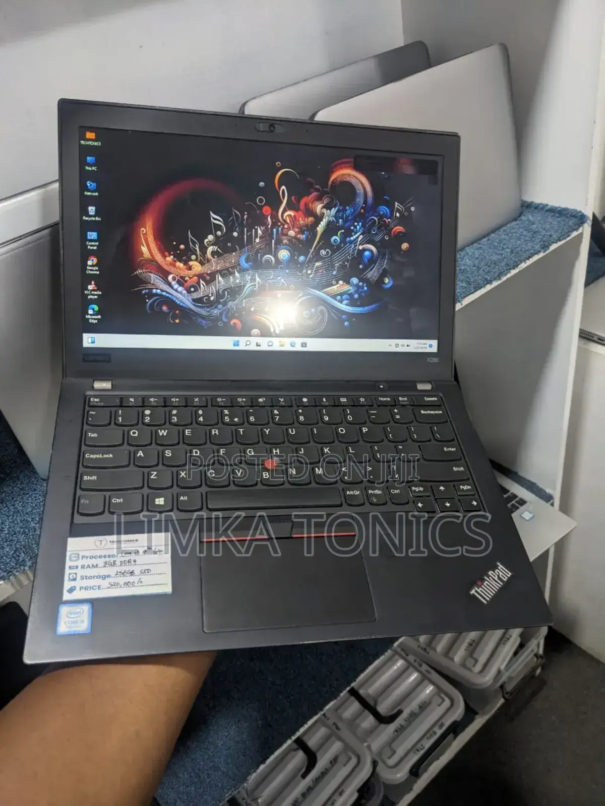 New Laptop Lenovo ThinkPad X280 8GB Intel Core i5 SSD 256GB