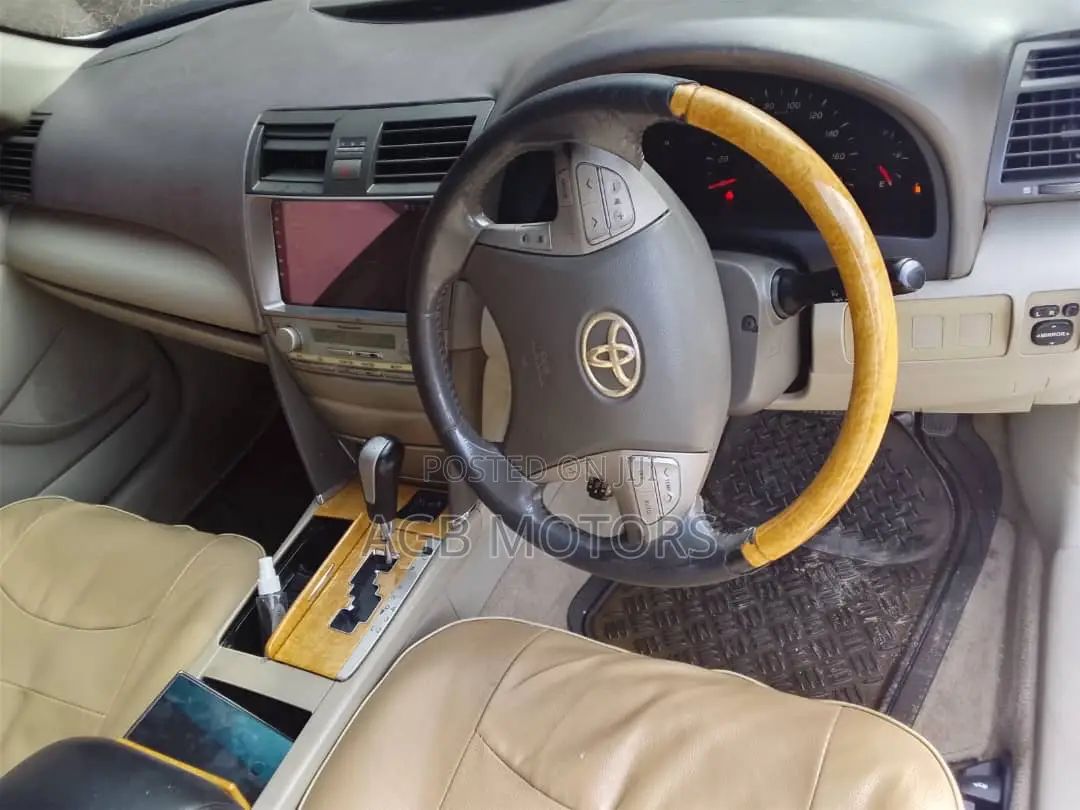 Toyota Camry 2.3 2007 White