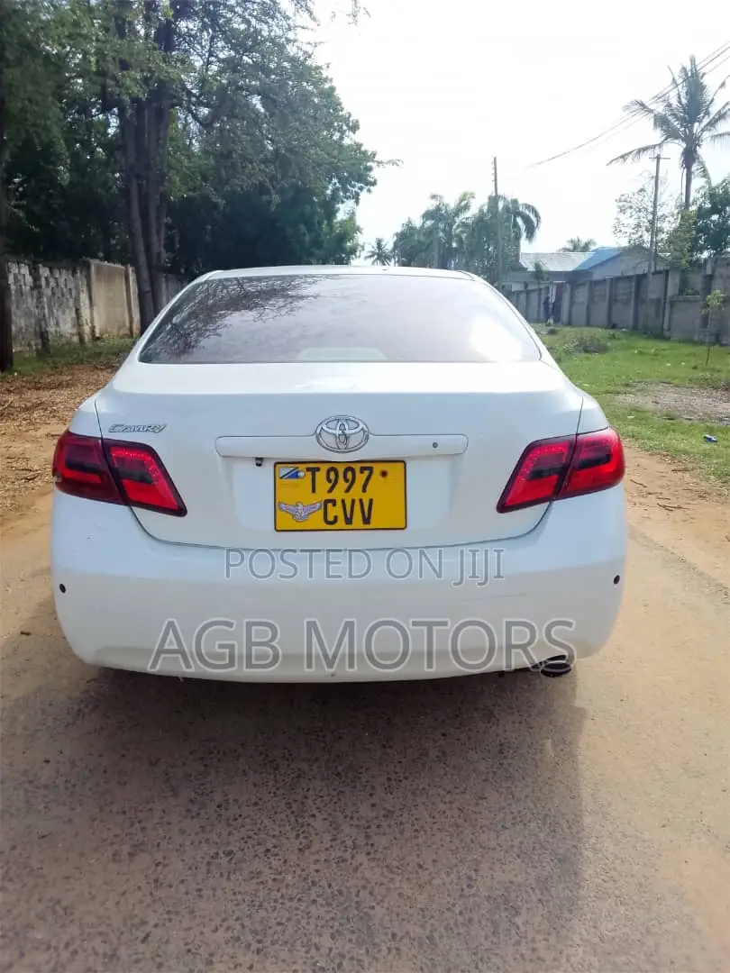 Toyota Camry 2.3 2007 White