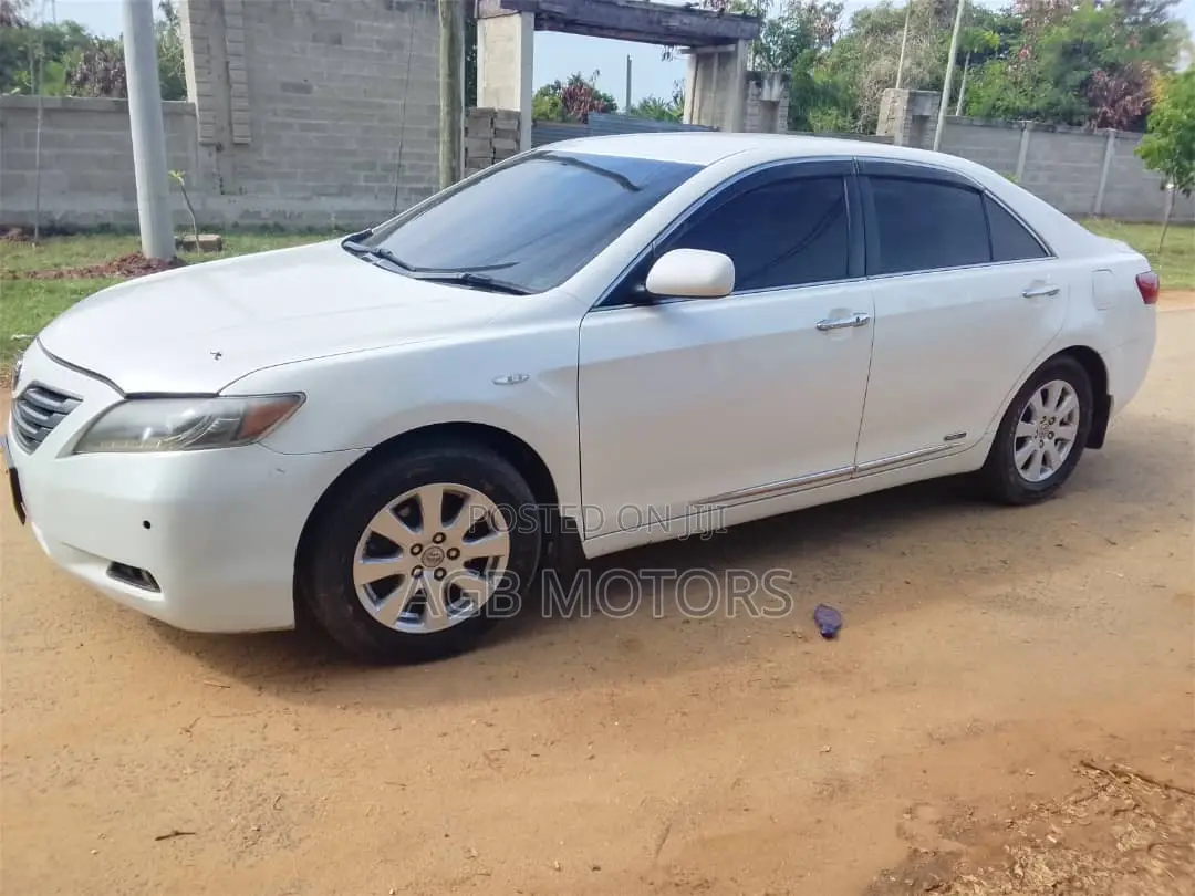 Toyota Camry 2.3 2007 White
