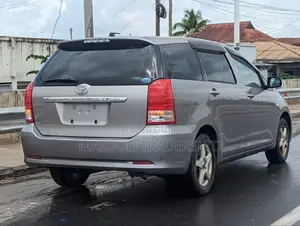 Toyota Wish 2011 Gray