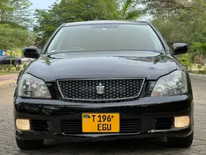 Toyota Crown Royale 2005 Black