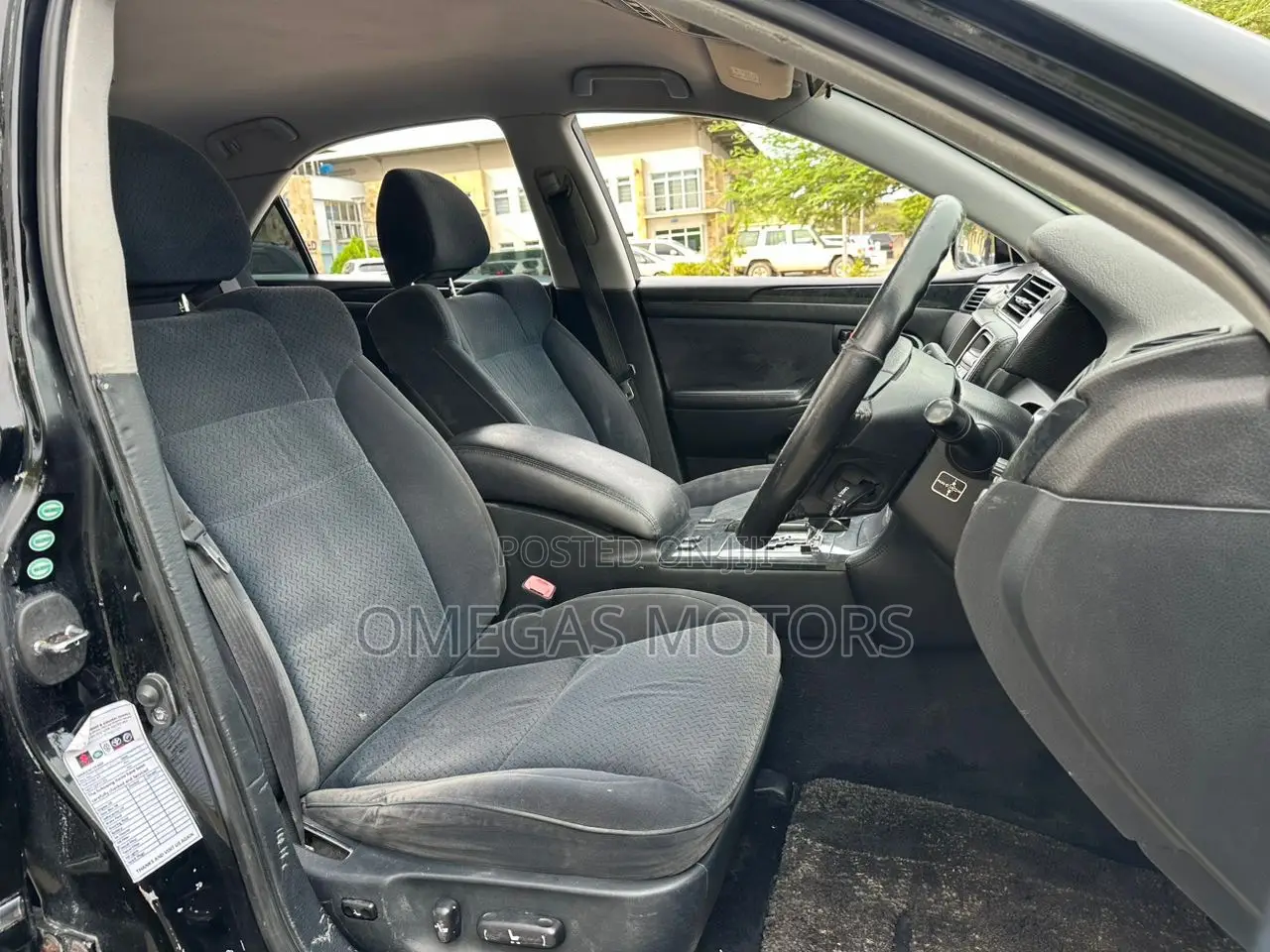 Toyota Crown Royale 2005 Black