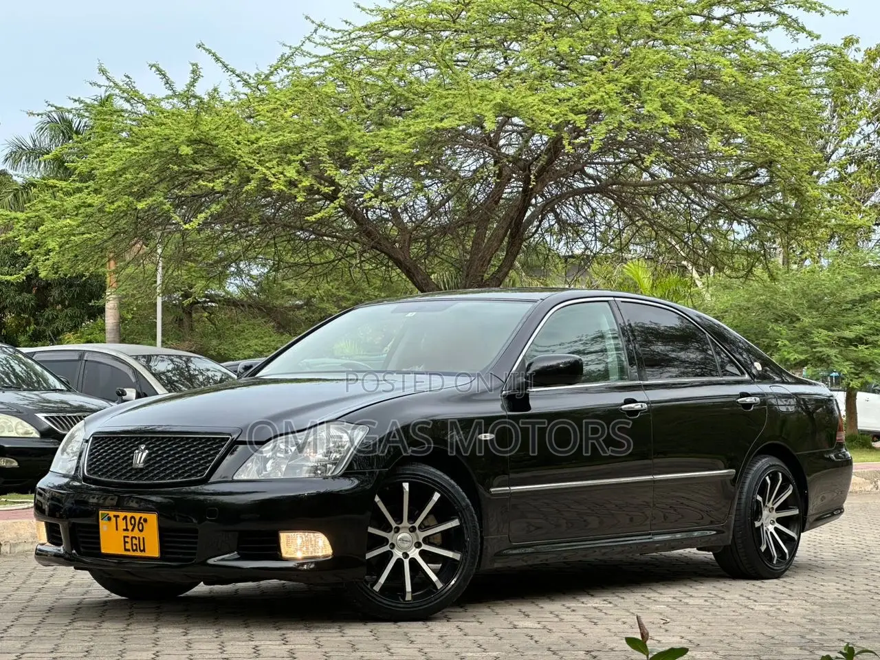 Toyota Crown Royale 2005 Black