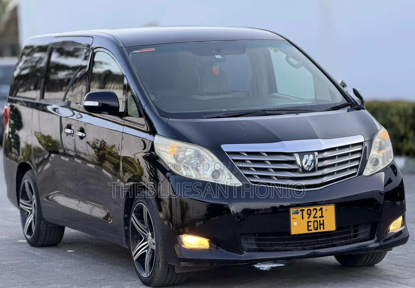 Toyota Alphard 2008 Black