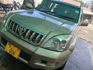 Toyota Land Cruiser Prado 2005 Silver