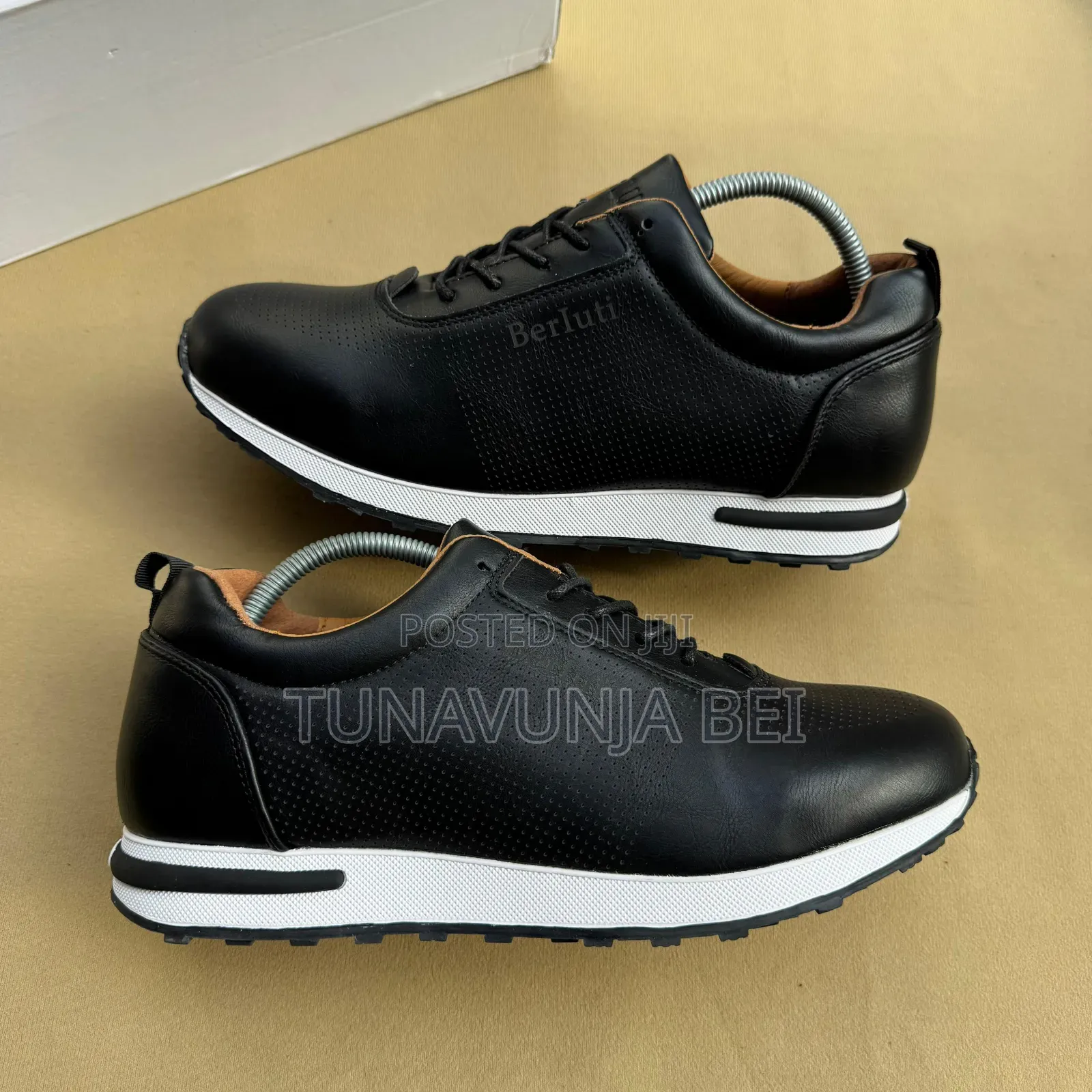 Berluti Sneakers Og 