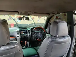 Toyota Land Cruiser Prado 2005 Silver