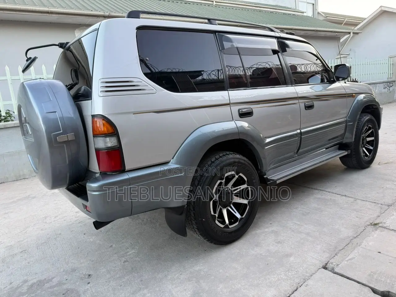 Toyota Land Cruiser Prado 1998 Silver