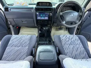 Toyota Land Cruiser Prado 1998 Silver