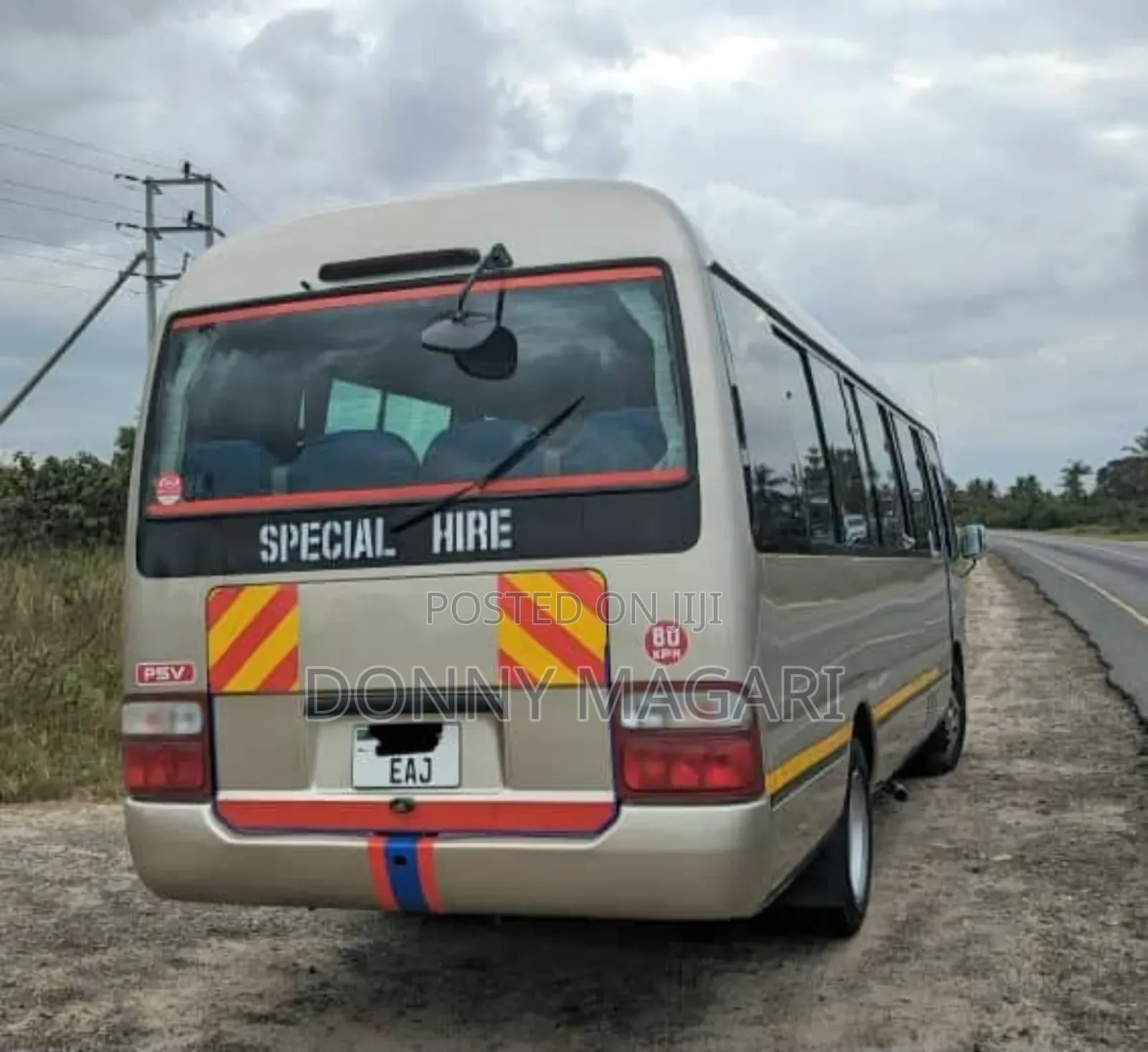 Toyota Coaster 2003 Gold