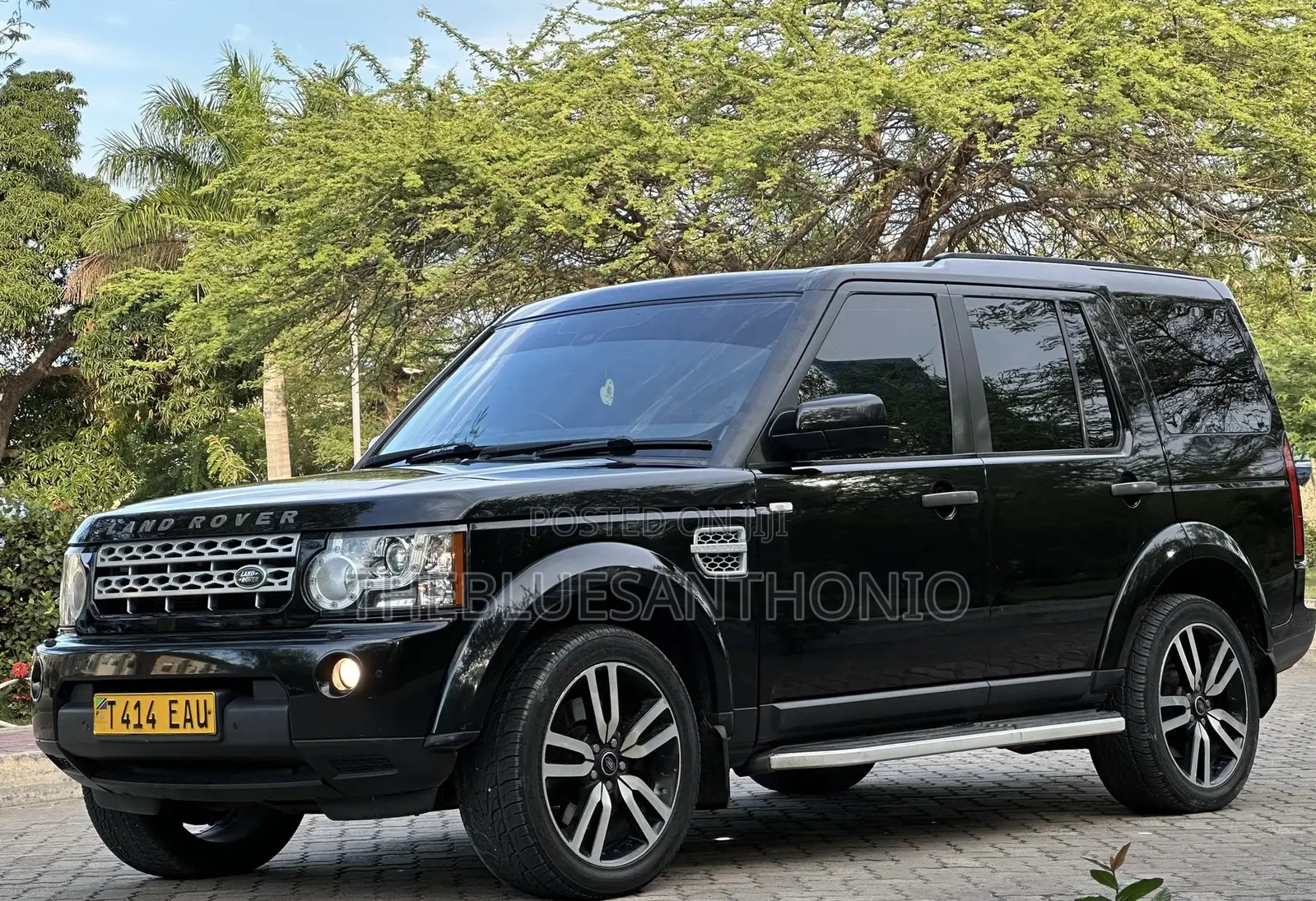 Land Rover Discovery 2013 Black