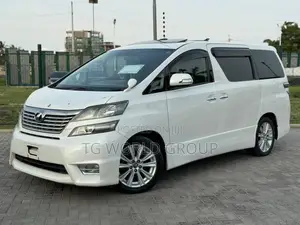 Toyota Vellfire 2009 White