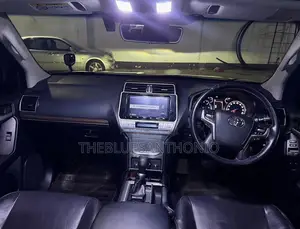 Toyota Land Cruiser Prado 2021 Black