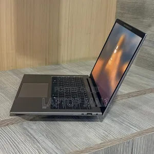 Laptop HP ZBook Firefly G8 16GB AMD Ryzen 7 SSD 512GB