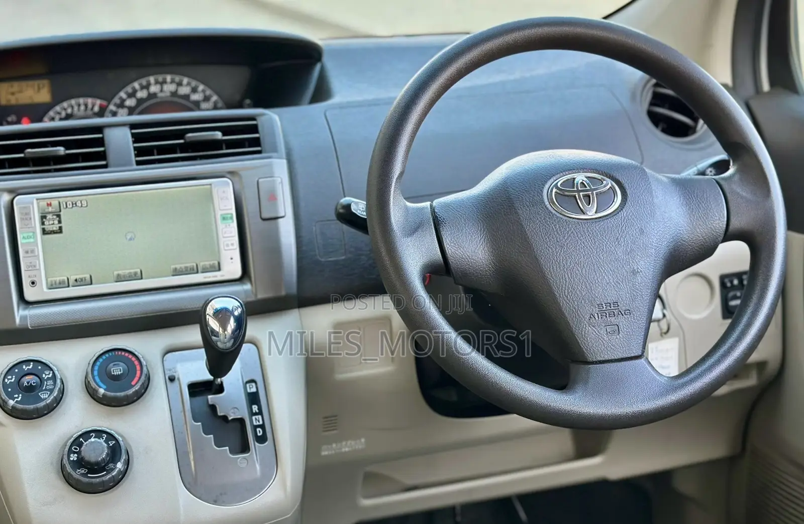 Toyota Passo Sette 2009 Silver