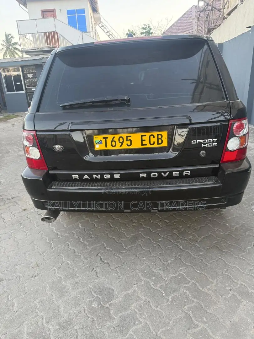 Land Rover Range Rover 2010 Black