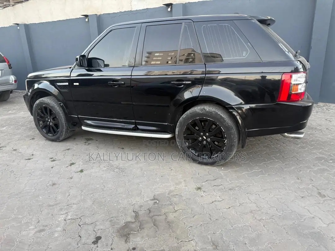 Land Rover Range Rover 2010 Black
