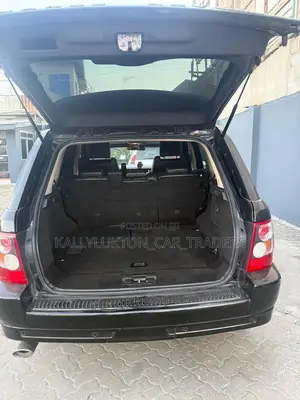Land Rover Range Rover 2010 Black