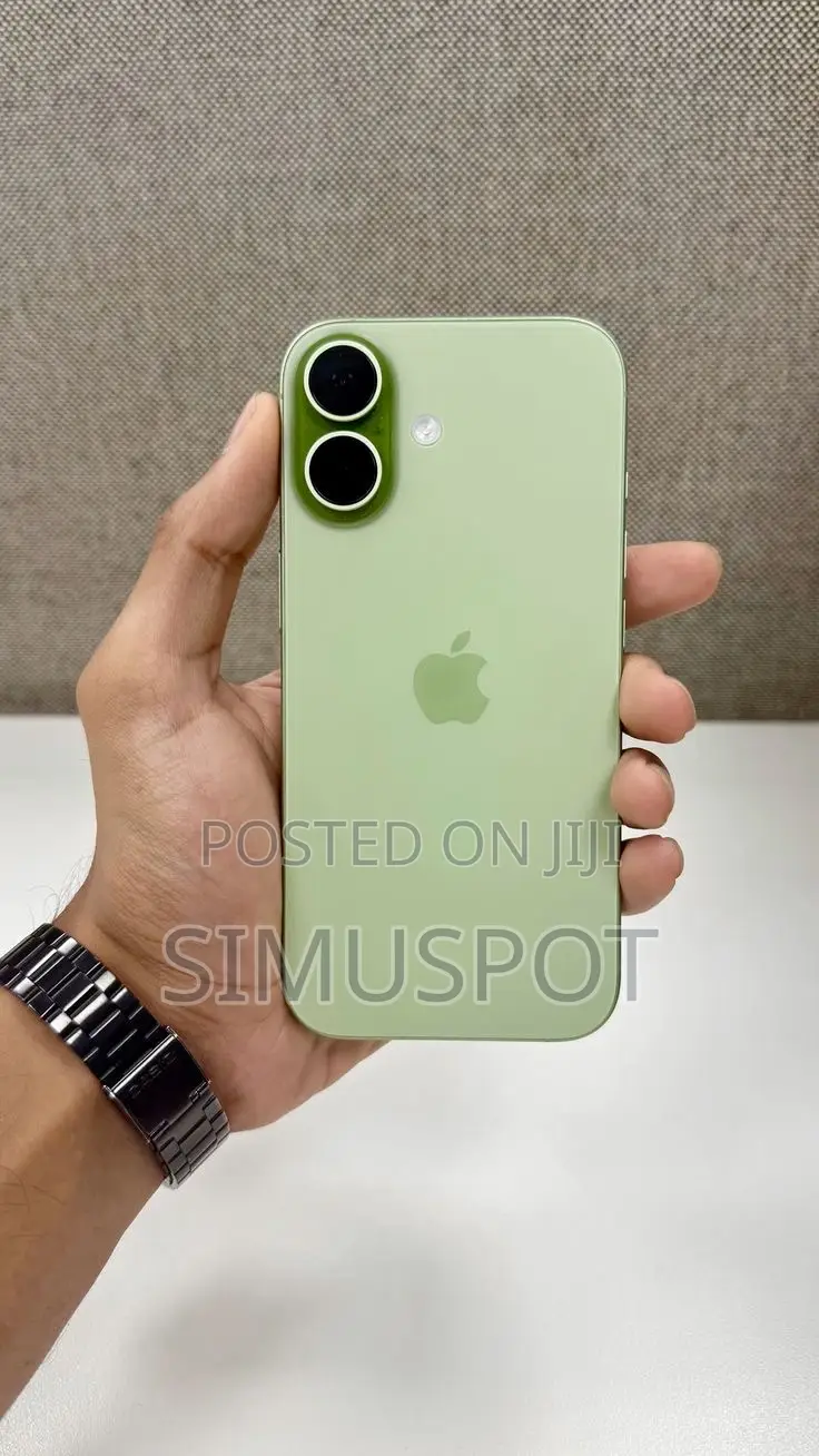 New Apple iPhone 17 256 GB Green