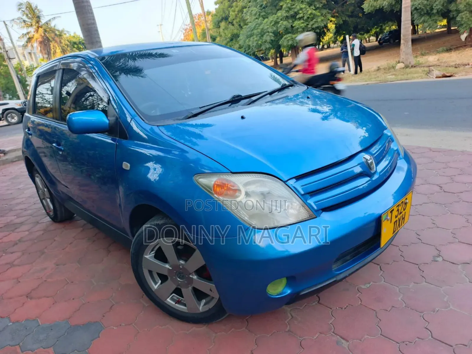 Toyota IST 2005 Blue