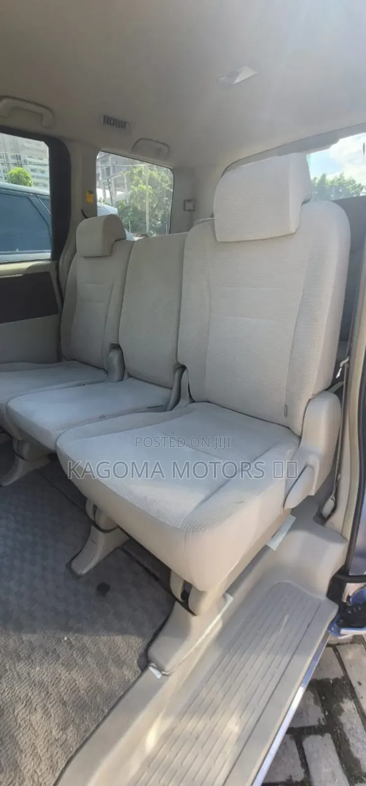 Toyota Noah 2009 Blue