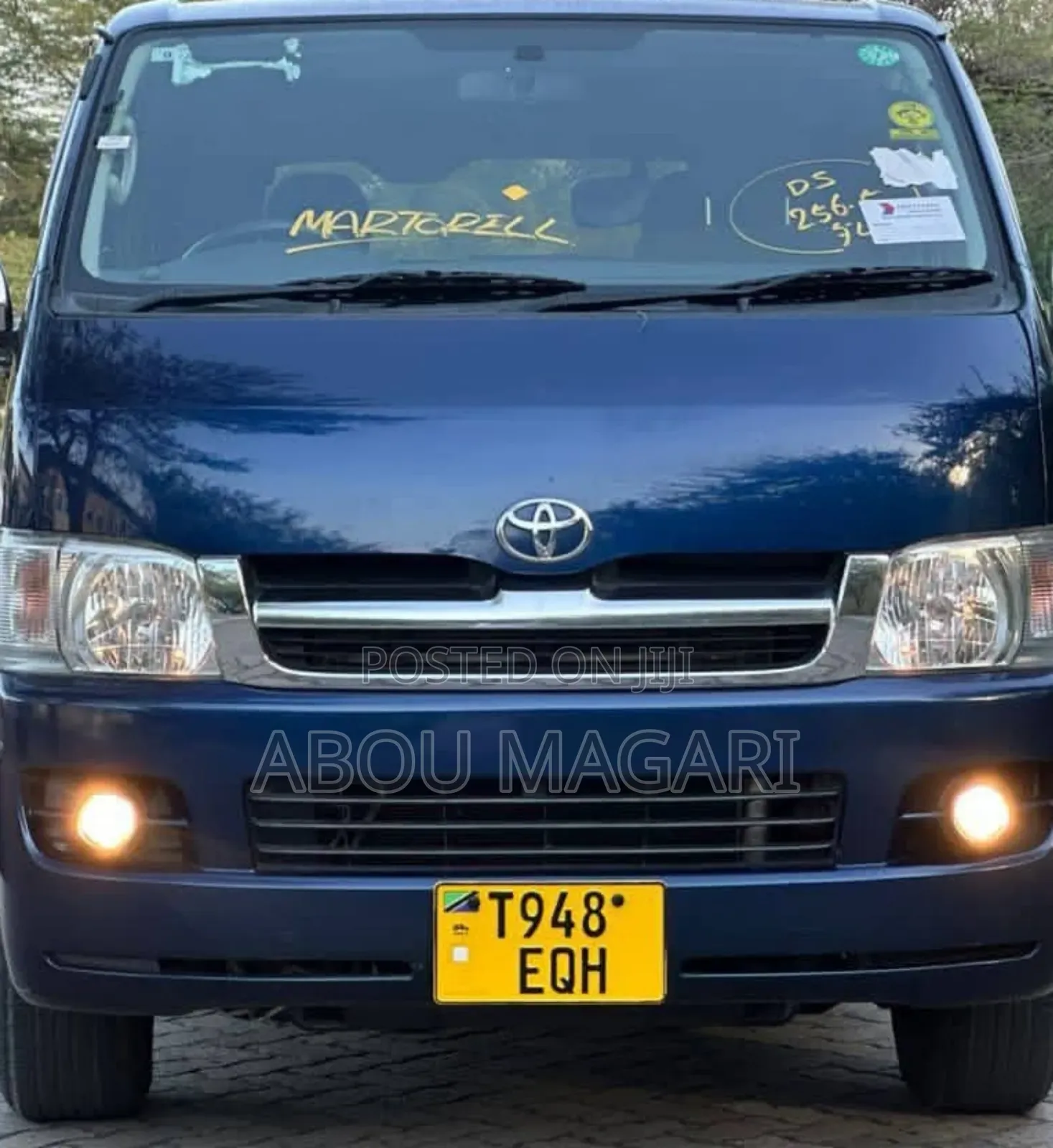 Toyota HiAce 2009 Blue