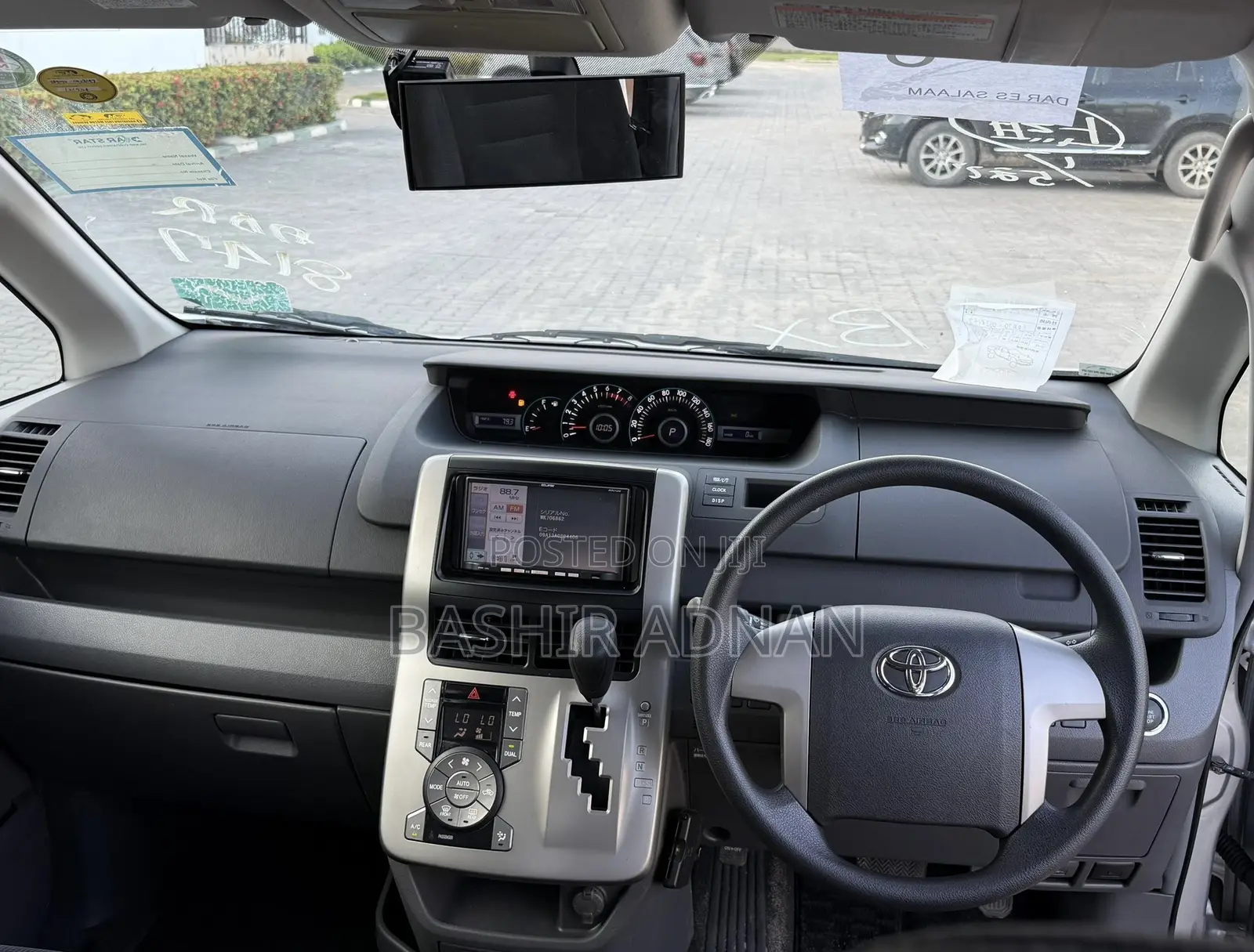 Toyota Noah 2008 Silver