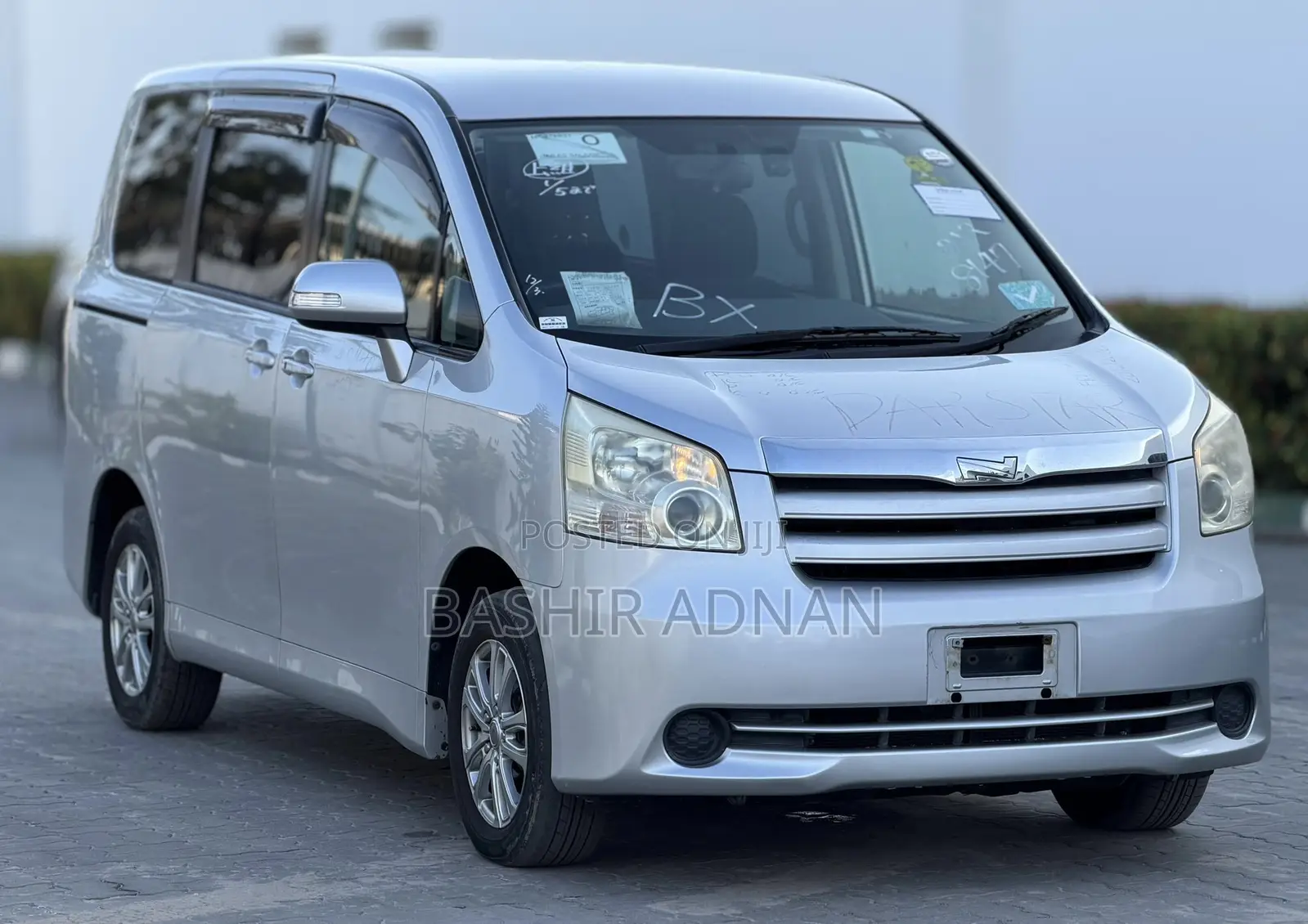 Toyota Noah 2008 Silver