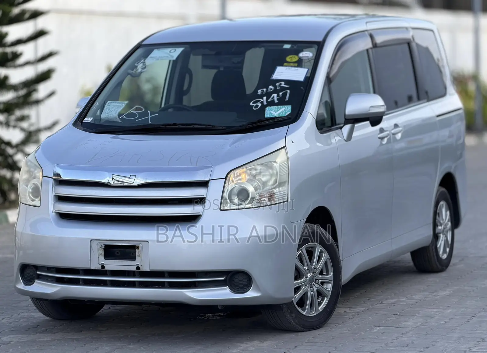 Toyota Noah 2008 Silver