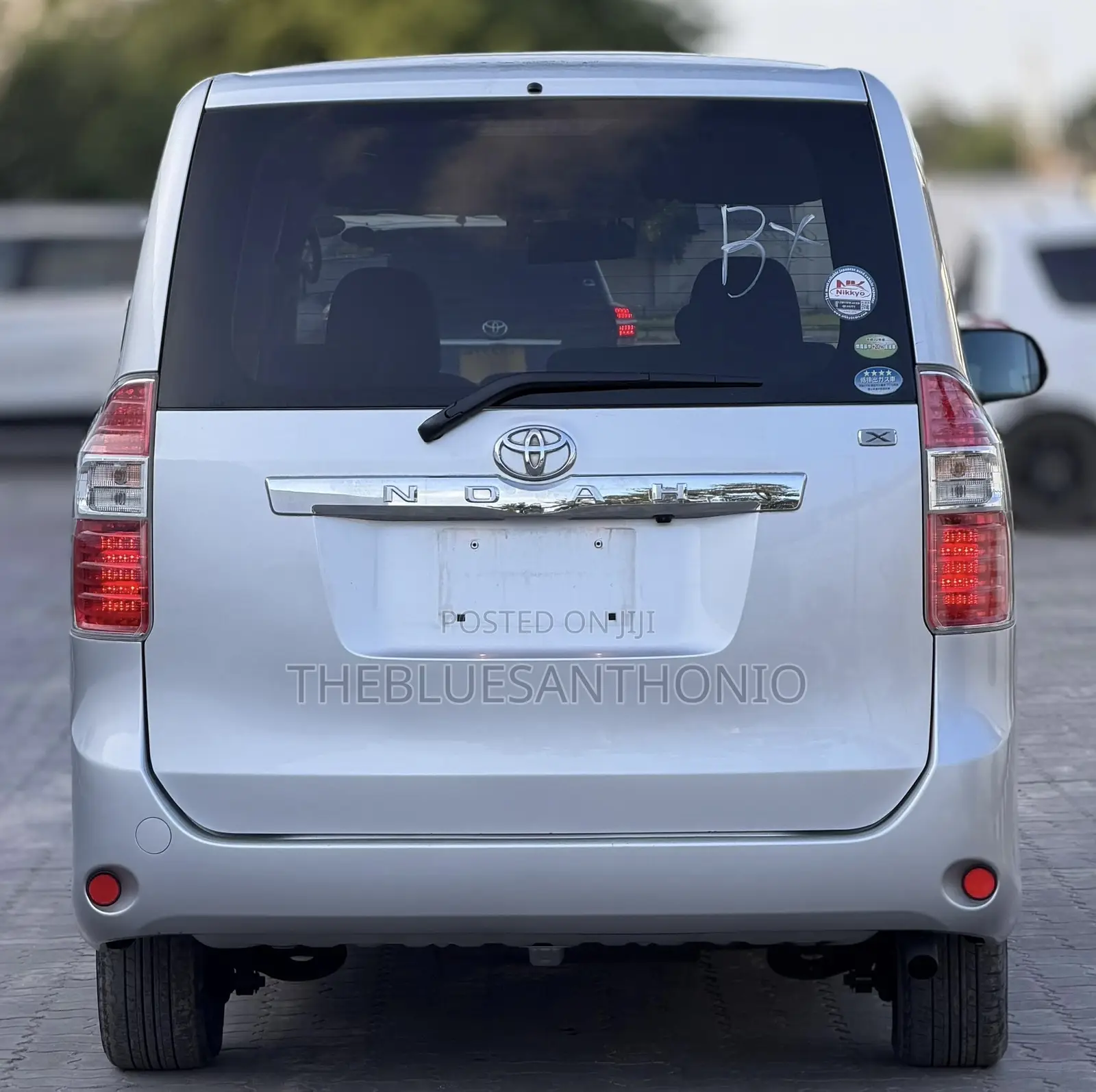 Toyota Noah 2008 Silver